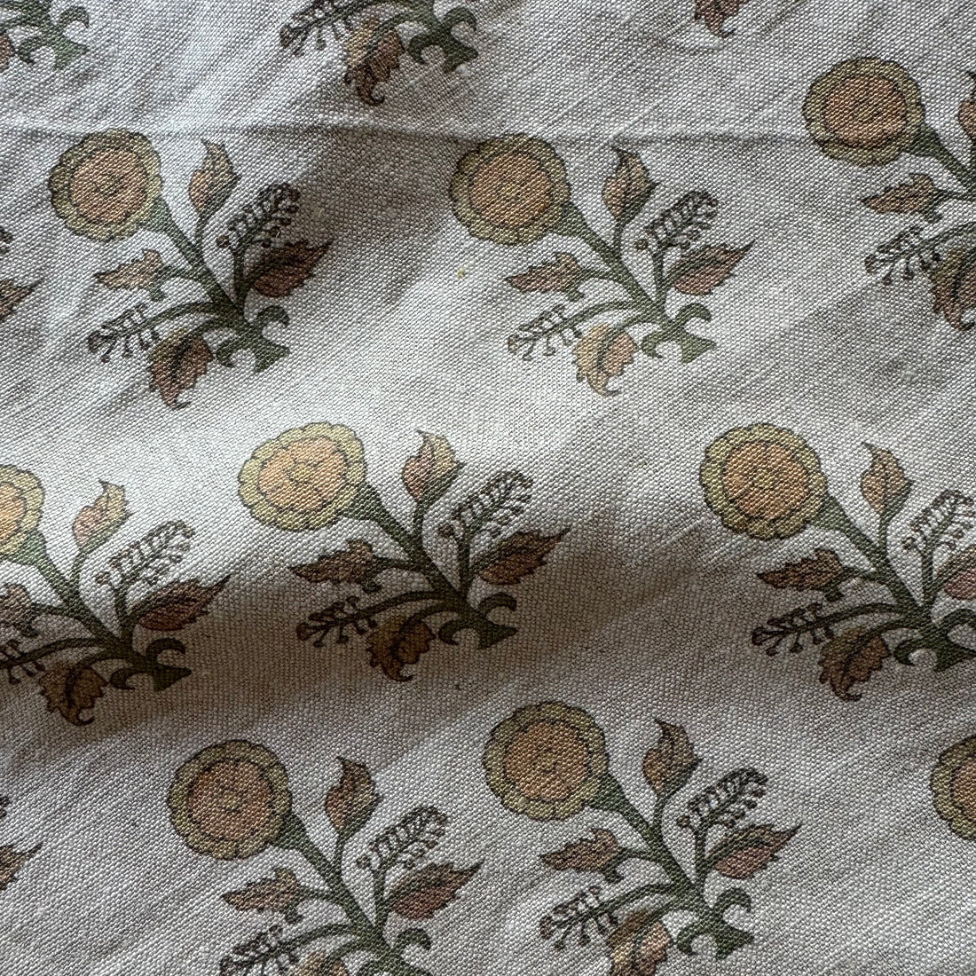PRINTING ON LINEN FABRIC