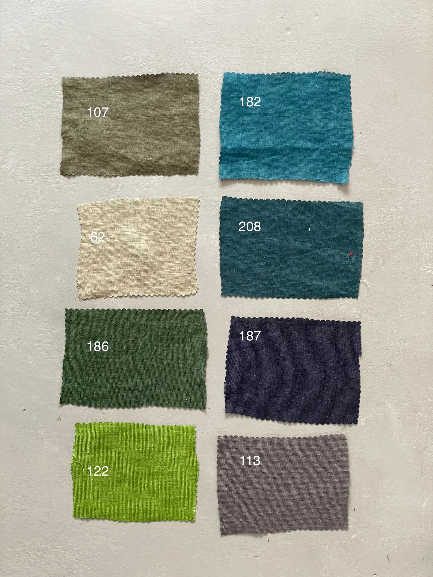 Sample Swatches - Plain coloured linen