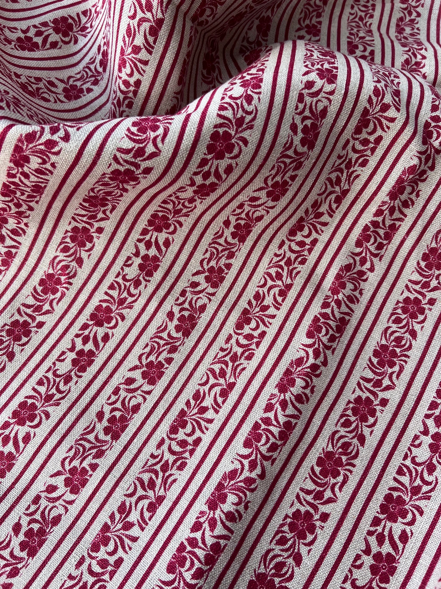 Burgundy Floral Striped Printed Linen 260gsm