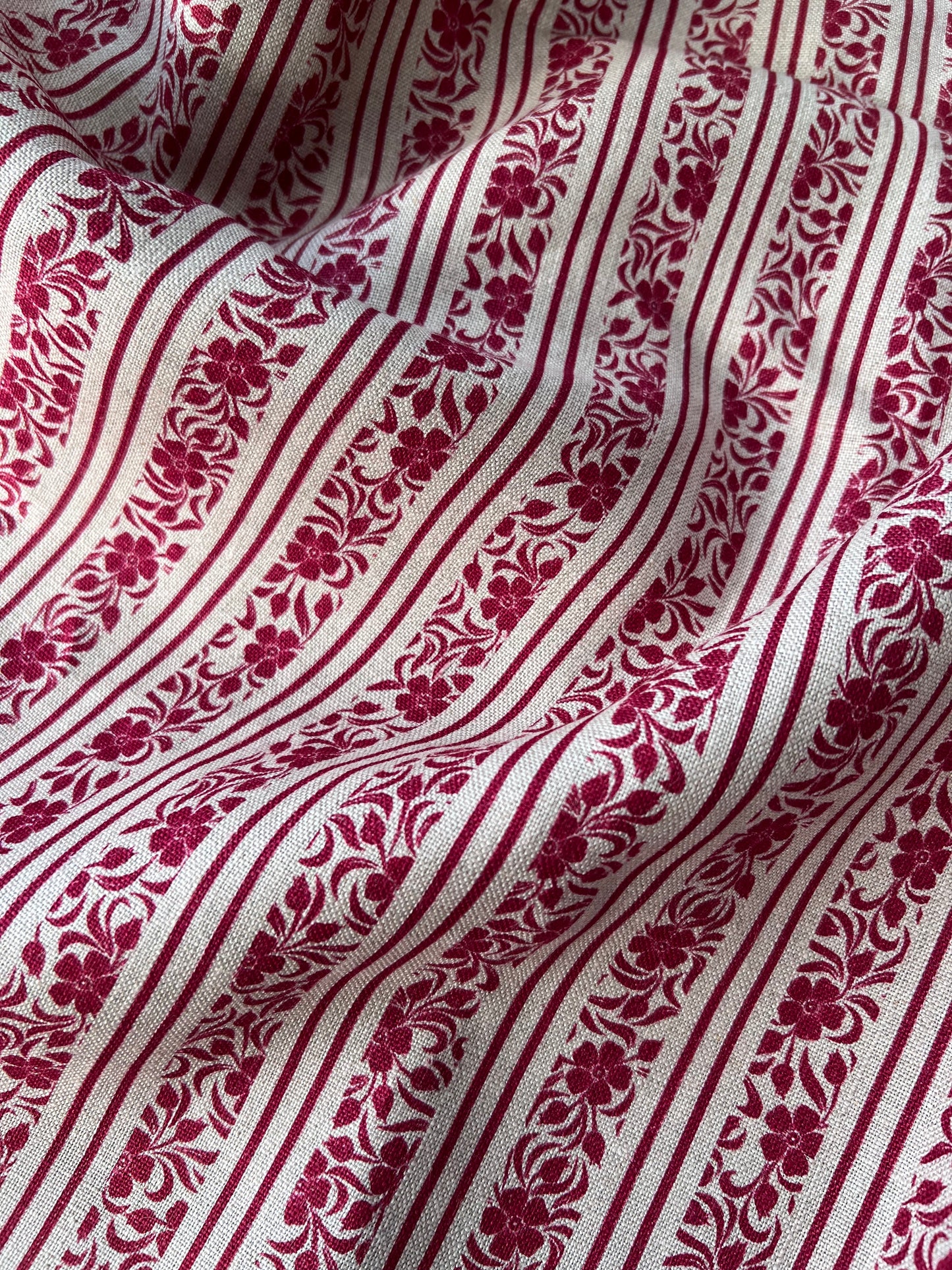 Burgundy Floral Striped Printed Linen 260gsm