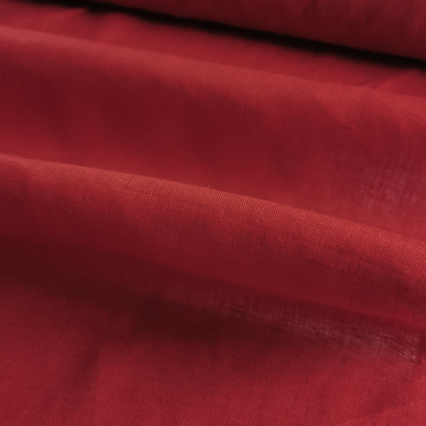 Scarlet Red (120) plain colour linen 150gsm