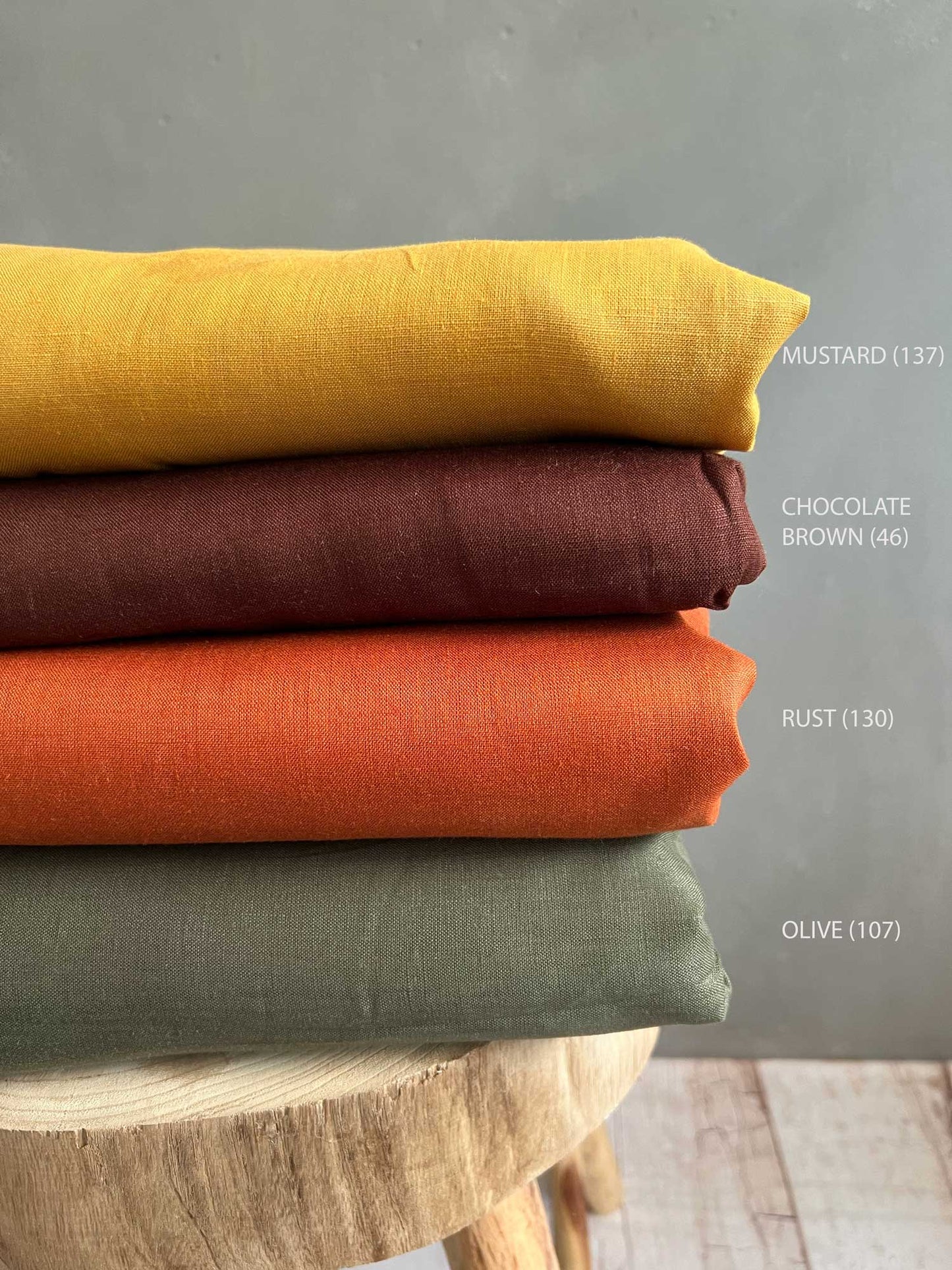 Rust (130) plain colour linen 150gsm