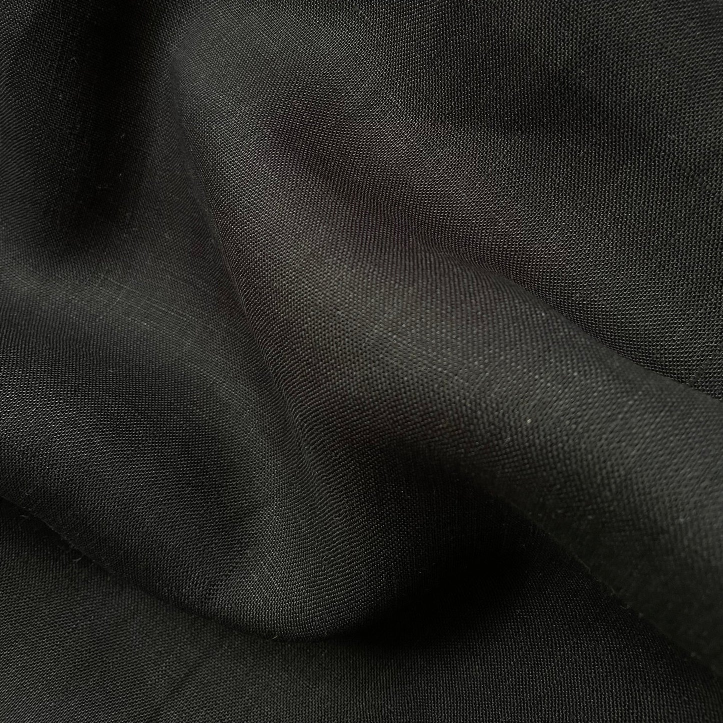 Pure black linen (52) 150gsm